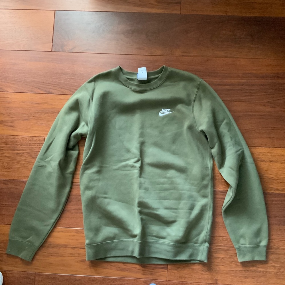 Green Nike Pullover